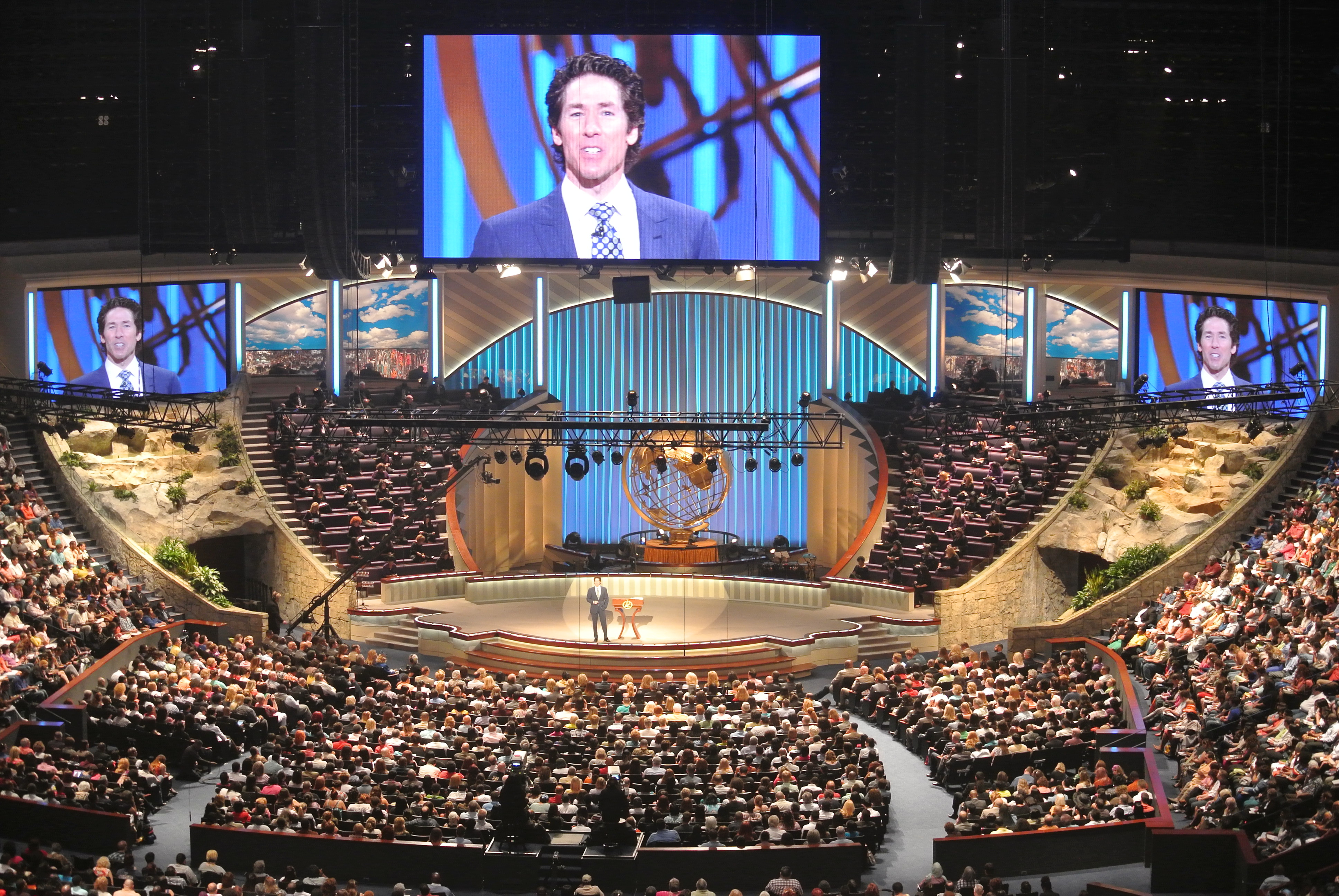 lakewood-church-houstontx-040